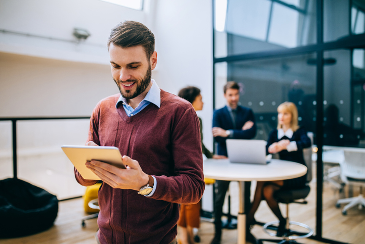 What the Instant Gratification Economy Means For the Office of Finance - FEI